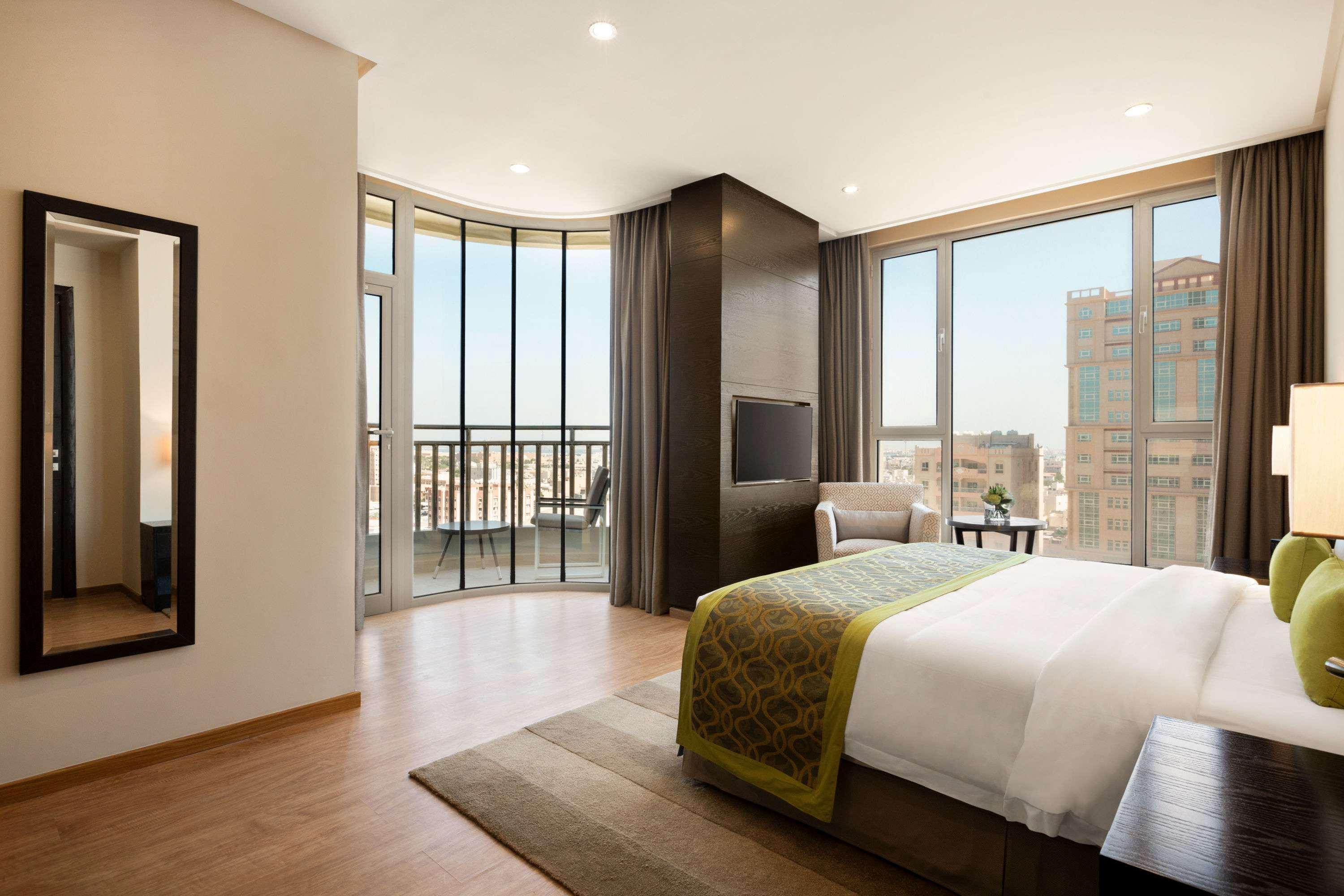 Wyndham Garden Manama Hotel Exterior photo