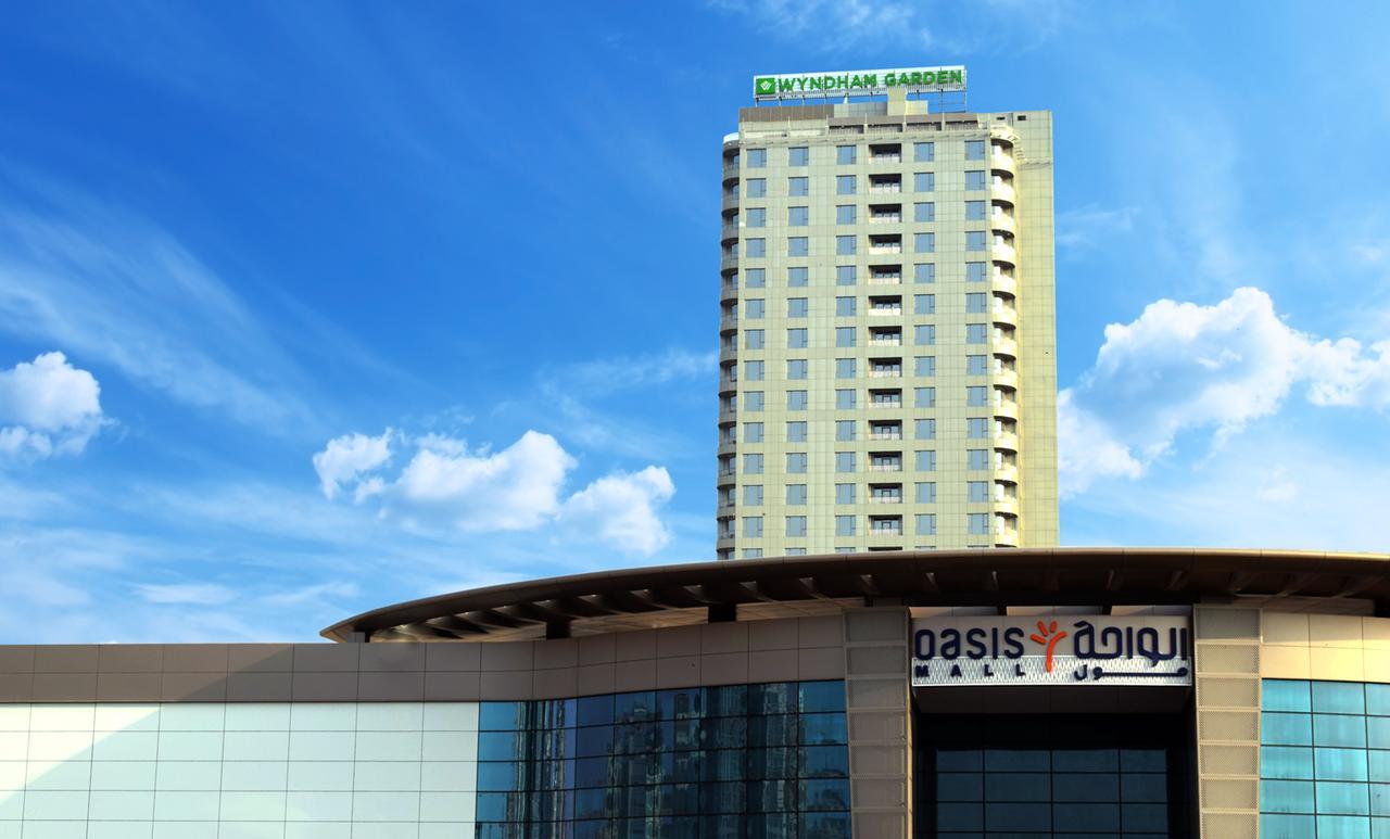 Wyndham Garden Manama Hotel Exterior photo